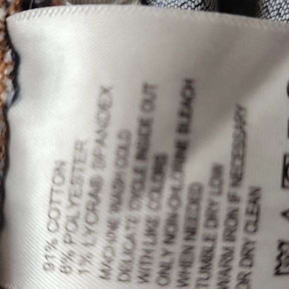 Tommy Bahama Womens Jeans size 8 - Picture 9 of 11